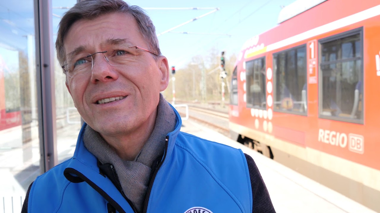 Praktikant für einen Tag: Heiko Naß unterstützt die Bahnhofsmission